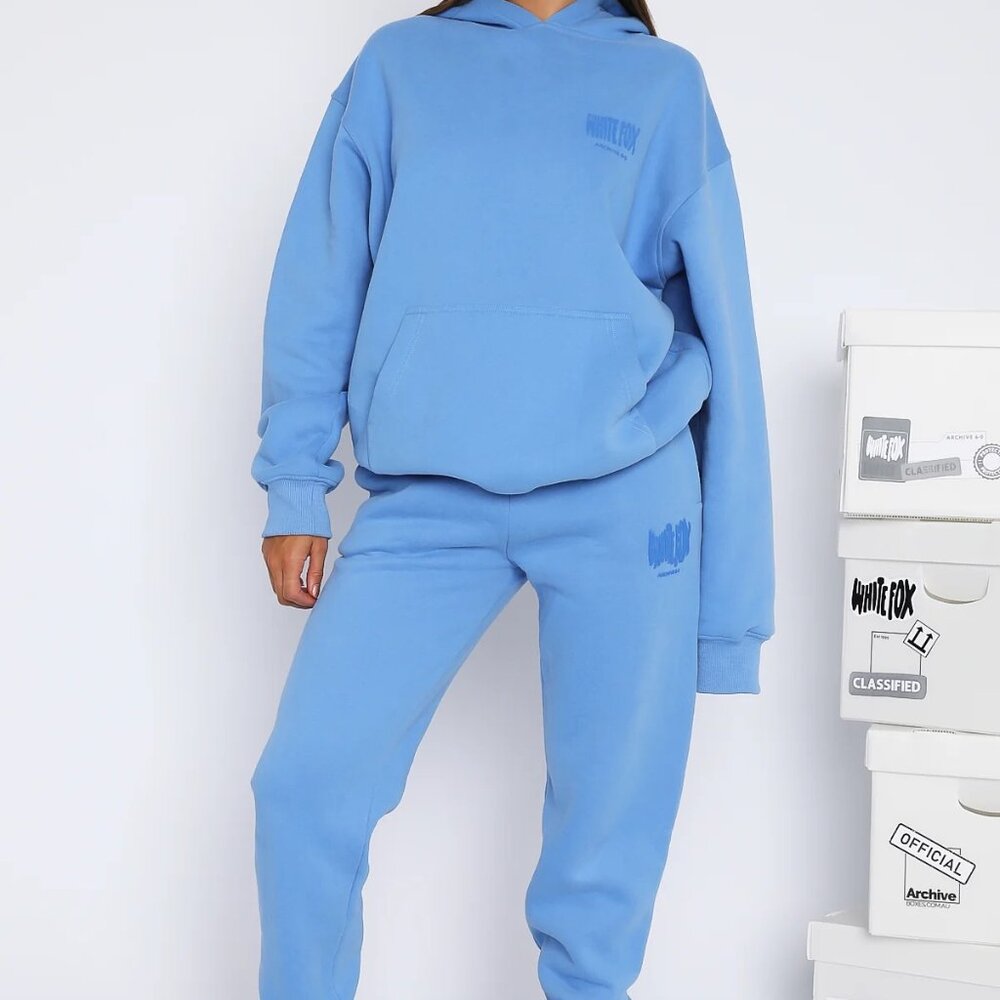 White Fox - Archive 6.0 Sweatpants and Sweatshirt Set Blueberry